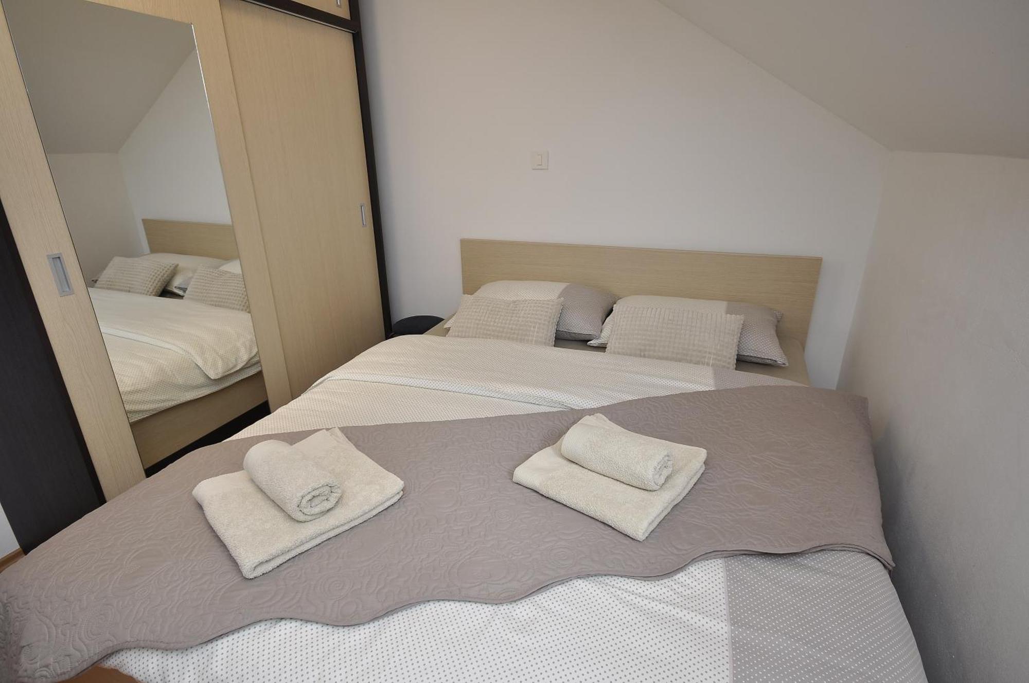 Holiday House Marija Villa Otočac Екстериор снимка